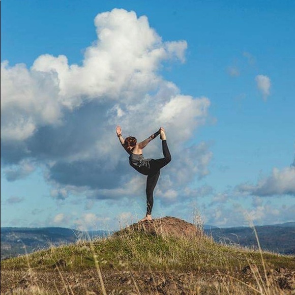 Meet your Posher, Jess - Picture 1 of 3